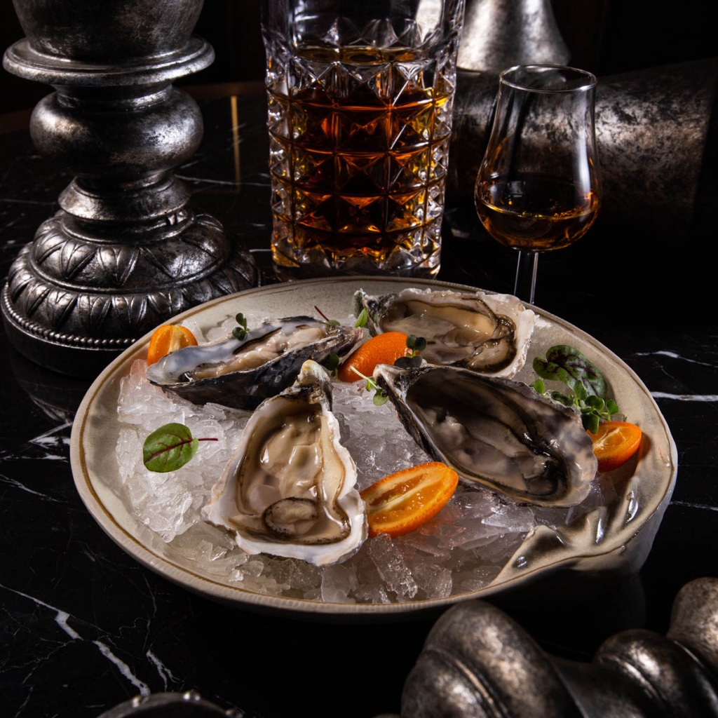 Bar London Whiskey and Oysters..jpg